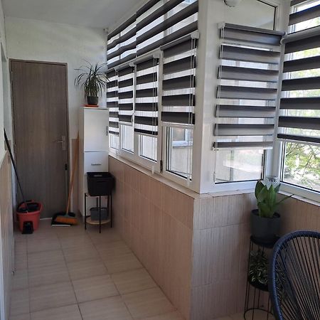 Ilona Apartament 3 Camere Ramnicu Valcea Exterior foto