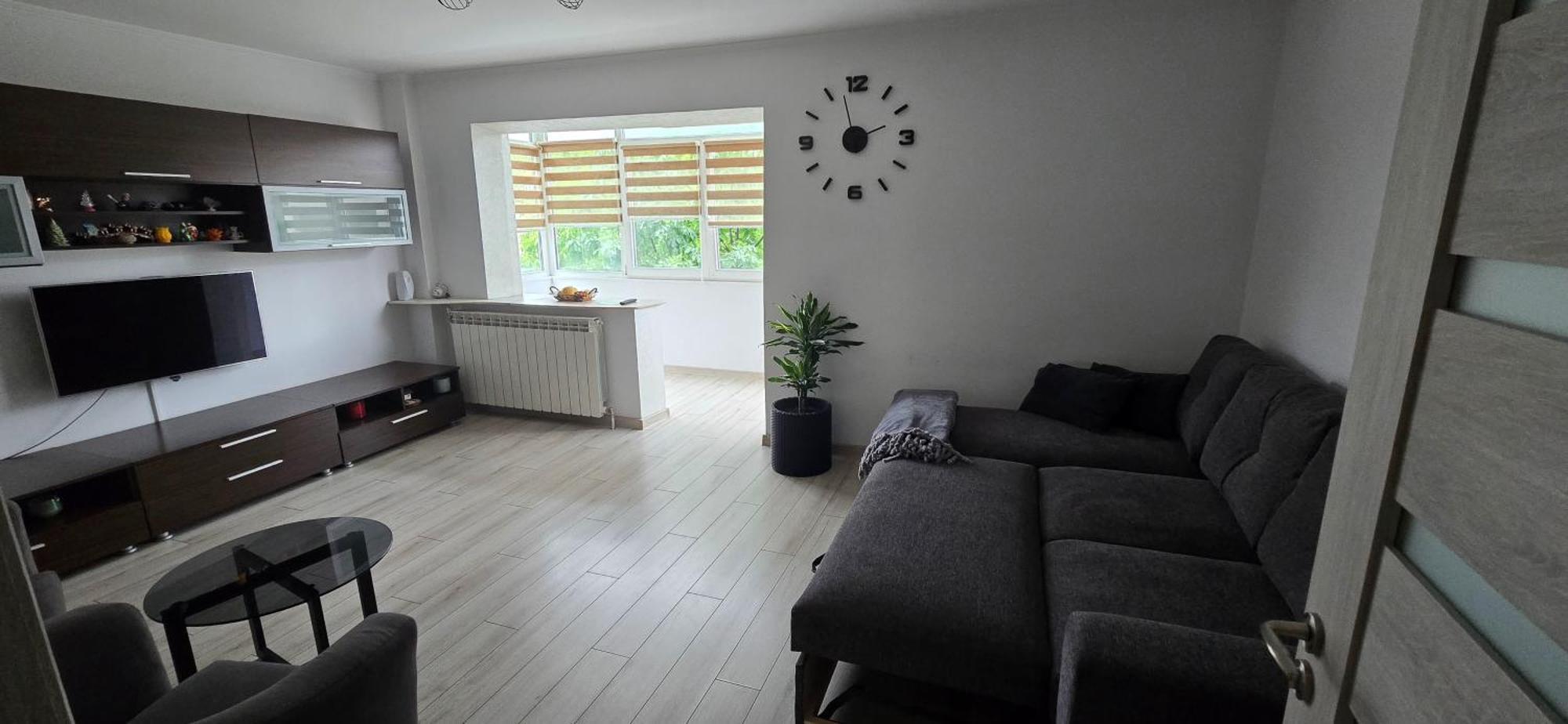 Ilona Apartament 3 Camere Ramnicu Valcea Exterior foto