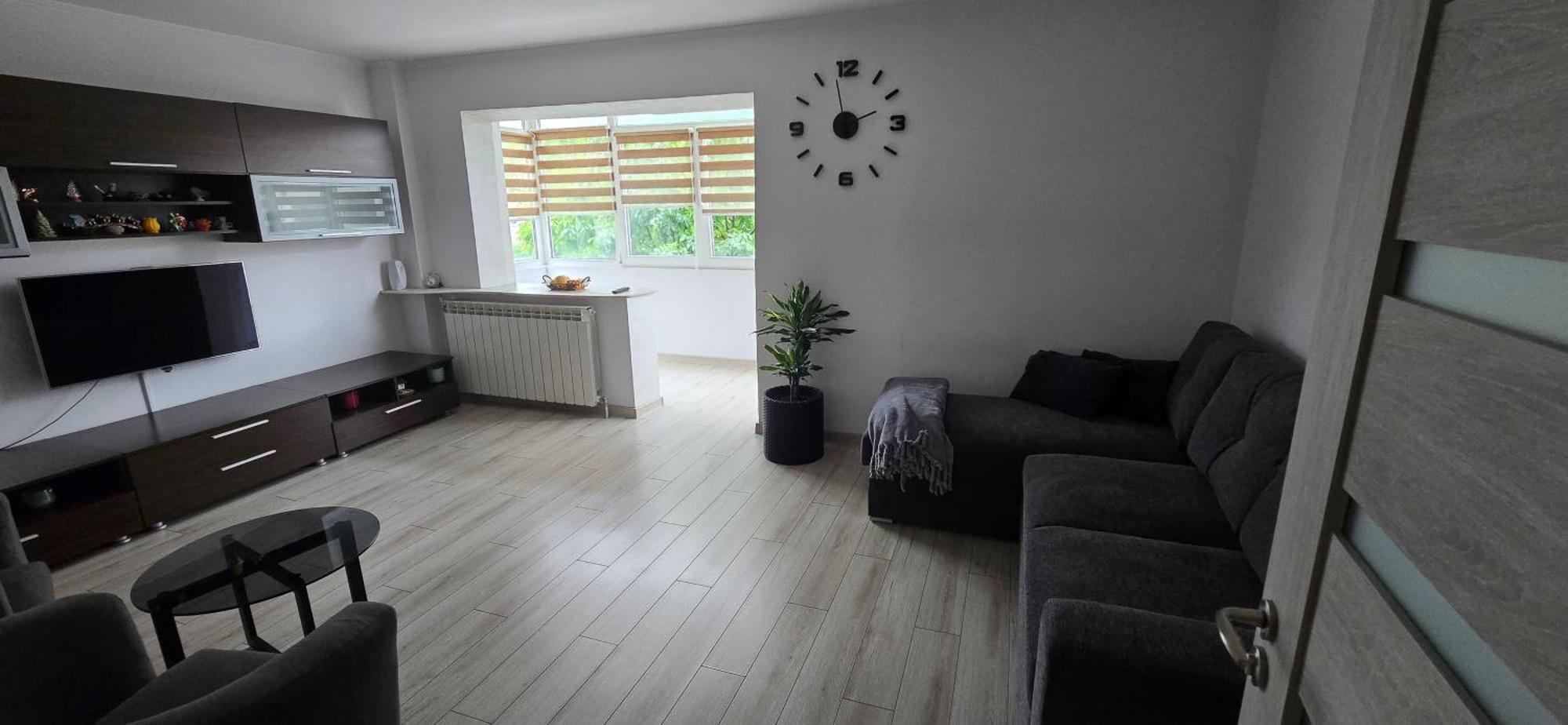 Ilona Apartament 3 Camere Ramnicu Valcea Exterior foto